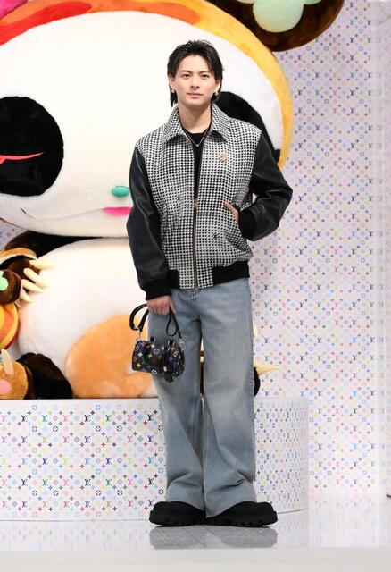 平野紫耀 ルイ・ヴィトンのアンバサダー就任→「バッグが主役