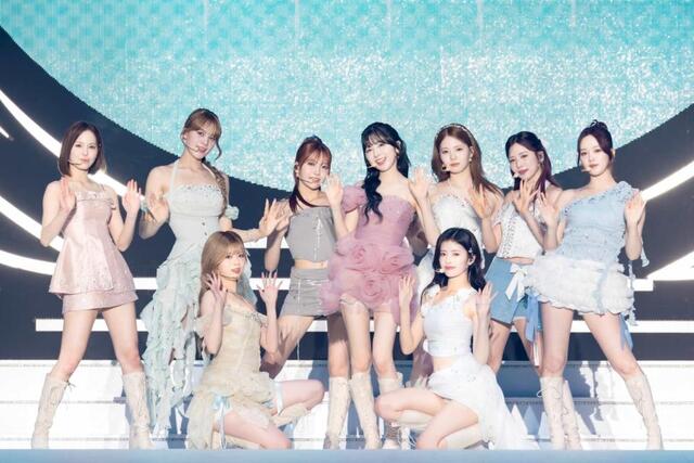 NiziU ファンタブ 9人(全員) NiziU 今年で全員20代！オトナな9人のビジュ爆発 東京公演4日