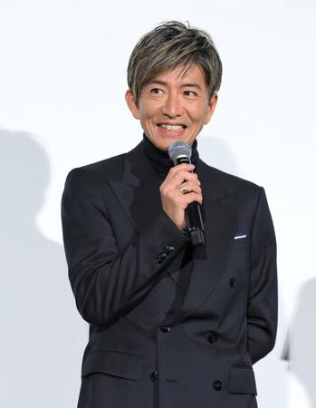 　映画「グランメゾン・パリ」大ヒット御礼舞台あいさつに登壇した木村拓哉（撮影・伊藤笙子）