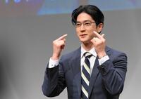 　「秘密～ＴＨＥ　ＴＯＰ　ＳＥＣＲＥＴ～」制作発表で一人二役をアピールする中島裕翔（撮影・伊藤笙子）