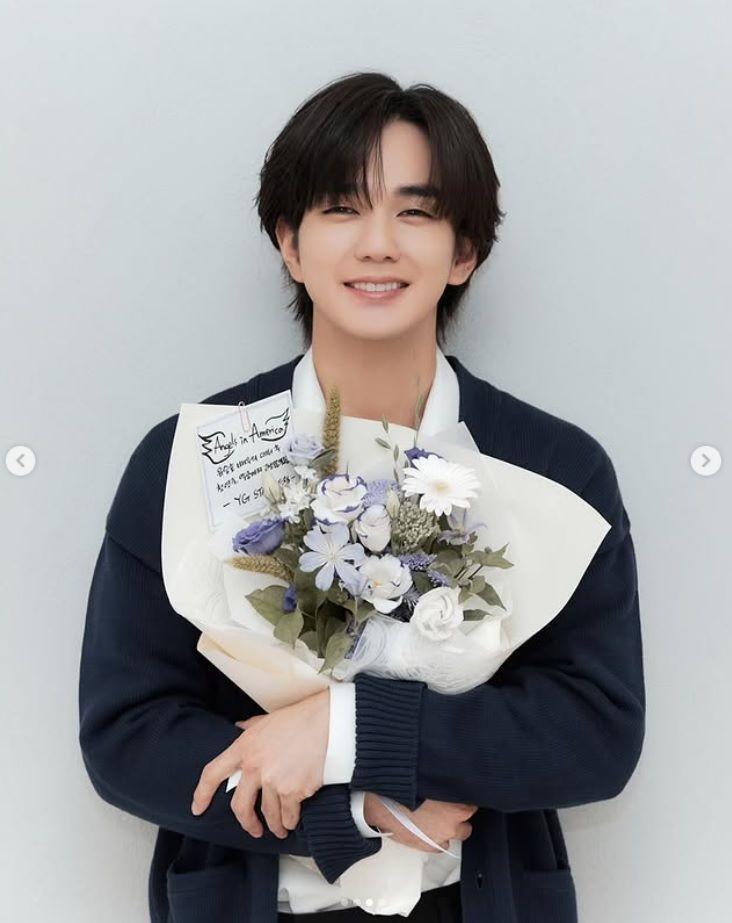 　ＹＧエンターテインメントのインスタグラム＠ｙｇ＿ｓｔａｇｅより