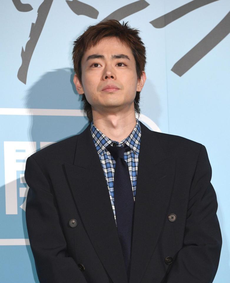 　舞台あいさつに登場した菅田将暉（撮影・佐々木彰尚）