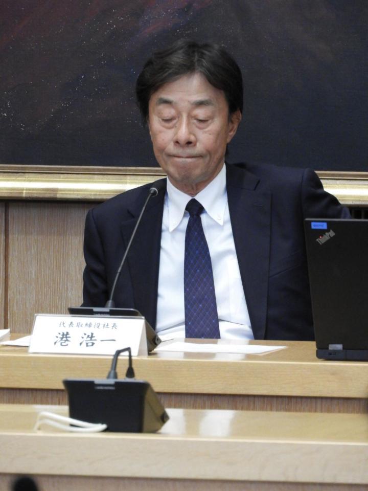 　会見に出席したフジテレビの港浩一社長