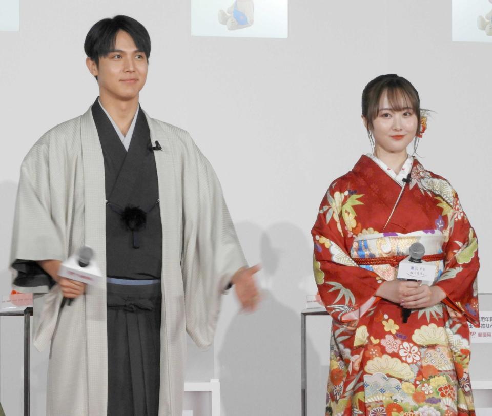 　久々にカメラ前で再会を果たした中川大志（左）と本田望結