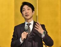 　取材会に出席した野村萬斎