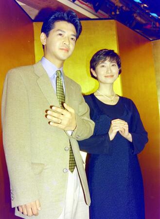 緒形直人と仙道敦子＝１９９３年１２月