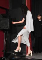 降壇するＫｏｋｉ，（撮影・園田高夫）