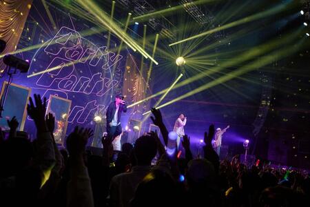 　会場を巻き込んでパーティーを繰り広げたベリーグッドマン