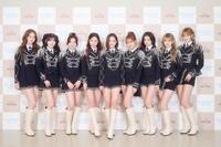 　インタビューに応じたＮｉｚｉＵの（左から）ＡＹＡＫＡ、ＭＩＩＨＩ、ＲＩＯ、ＭＡＹＡ、ＭＡＫＯ、ＭＡＹＵＫＡ、ＲＩＭＡ、ＲＩＫＵ、ＮＩＮＡ（撮影・田中聖太郎）