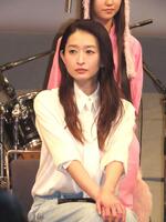 　発表会に出席した島袋寛子