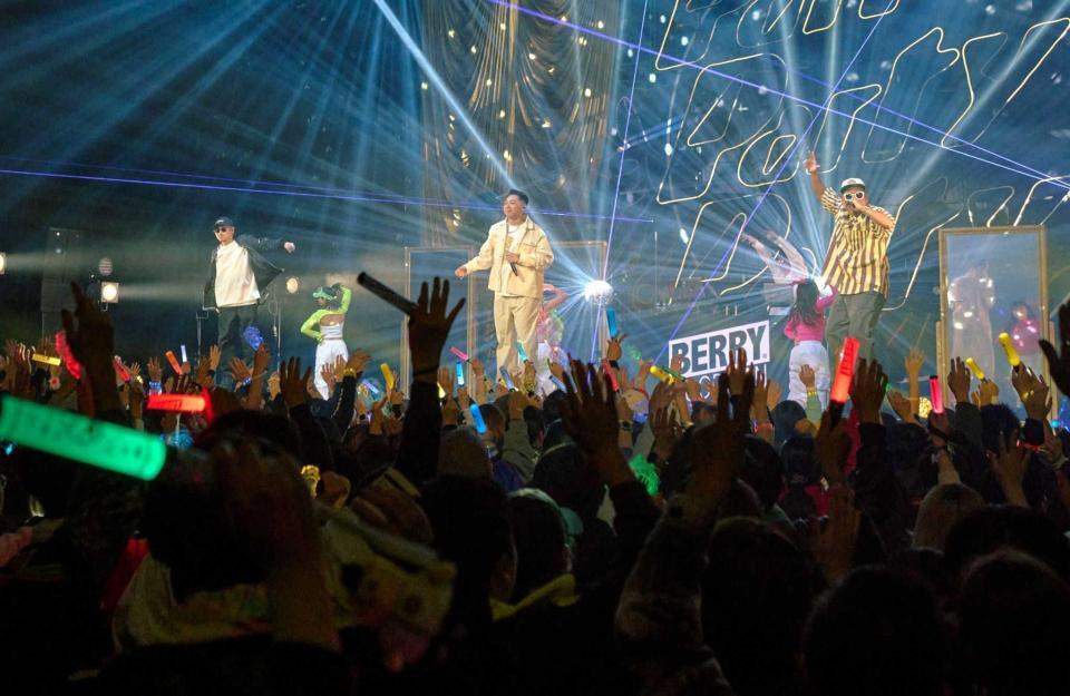 　会場を巻き込んでパーティーを繰り広げたベリーグッドマン