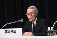 　会見するフジテレビの嘉納修治会長（撮影・佐々木彰尚）