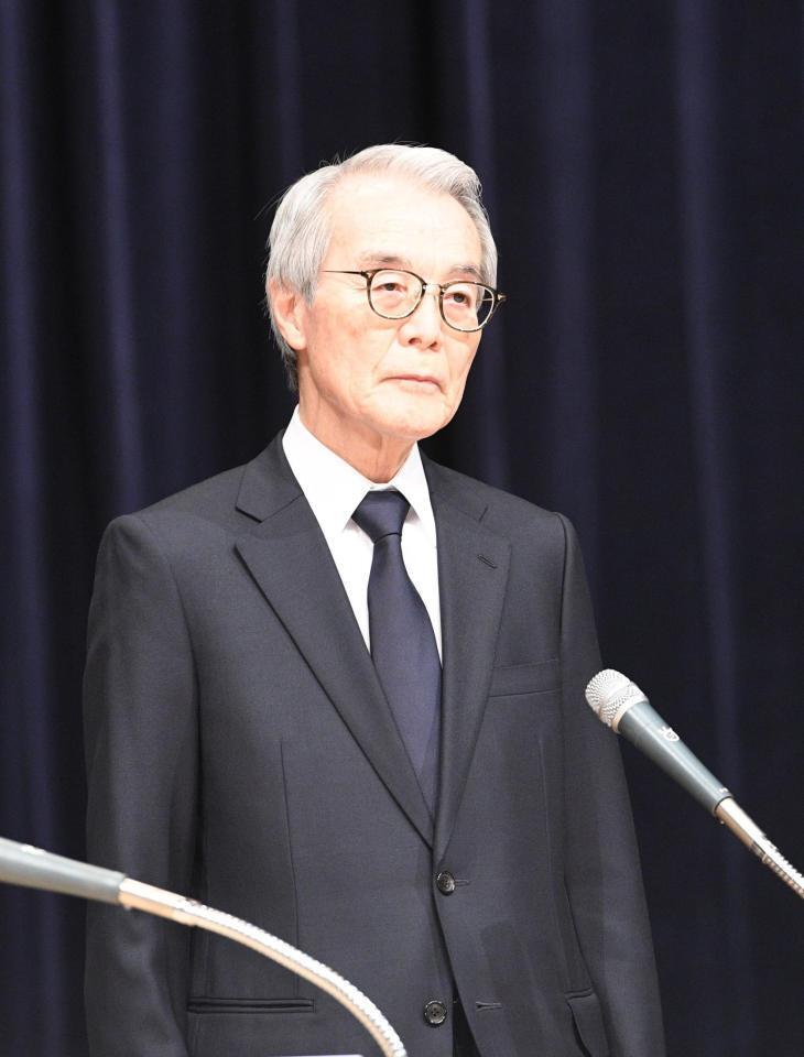 　会見をする嘉納修治フジテレビ会長（撮影・佐々木彰尚）