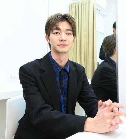 　撮影エピソードを話す吉澤要人（撮影・園田高夫）