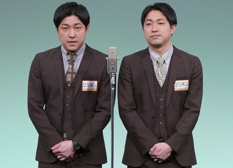 　ダイタク・吉本大（左）と吉本拓