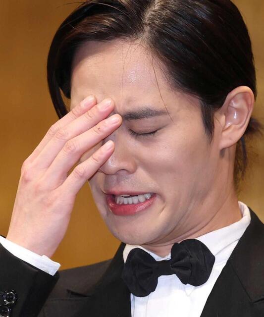 岡本圭人 Hey!Say!Jump 公式写真 ① ソロ 混合 海外 岡本圭人｜