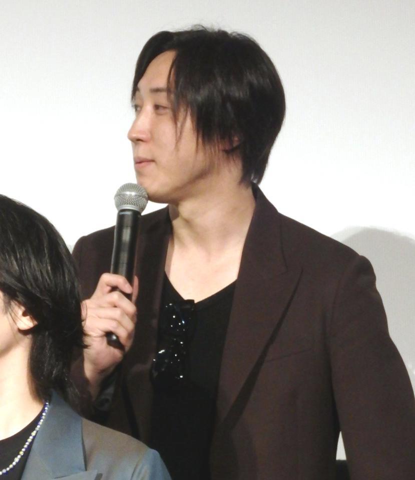 　トークする溝口勇児氏