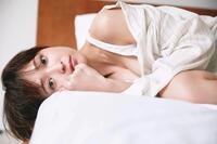 　撮影：三宮幹史／『渡邊渚フォトエッセイ　透明を満たす』（講談社）