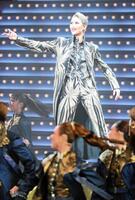 　本拠地でサヨナラショーを行った宙組トップスター芹香斗亜