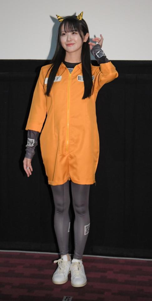 　舞台あいさつを行った中村舞（撮影・佐藤厚）