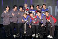 　最終審査に参加した（前列左から）ｔｉｍｅｌｅｓｚの松島聡、菊池風磨、佐藤勝利と候補生の猪俣周杜、浅井乃我、浜川路己、原嘉孝、（後列同）篠塚大輝、橋本将生、本多大夢、寺西拓人（撮影・吉澤敬太）