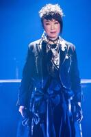 　苗場ライブを行った松任谷由実（撮影・田中聖太郎）