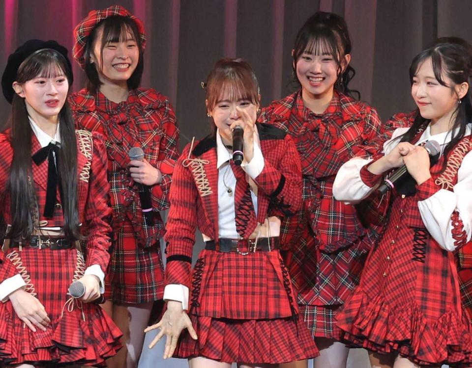 　感極まる倉野尾成美