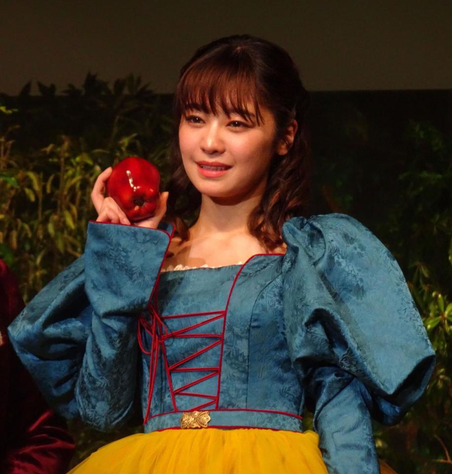 　映画「白雪姫」のプレミアム吹替版声優を務めた吉柳咲良