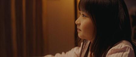 　「ＳＴＯＲＹ」ＭＶの一場面