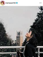 早大卒業式で。１９年３月の谷まりあのインスタグラム＠ｍａｒｉａａａａ７２８より