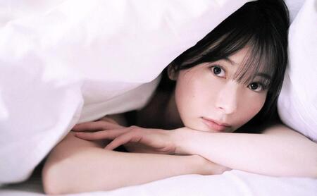 　佐々木琴子の初写真集・先行カット（撮影：細居幸次郎）