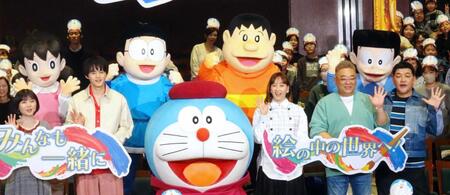 　（左から）寺本幸代監督、鈴鹿央士、藤本美貴、サンドウィッチマン・伊達みきお、富澤たけし