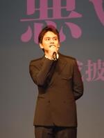 　トークする北村拓海＝都内