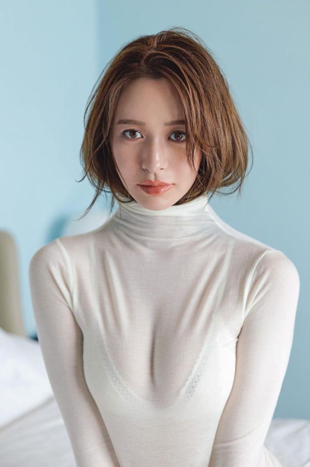 　野崎萌香の初写真集「ｊｅａｌｏｕｓｙ」の自身のお気に入りカット©曽根将樹／『野崎萌香写真集ｊｅａｌｏｕｓｙ』（講談社）