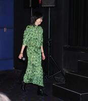 　大ヒット舞台あいさつに登壇する松たか子（撮影・中島達哉）