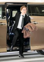 　西田敏行さんのお別れ会の会場に向かう武田鉄矢