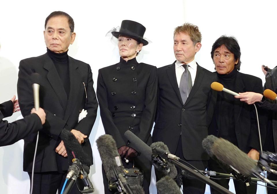 　西田敏行さんとの思い出を語る（左から）柴俊夫、萬田久子、田中健、松崎しげる