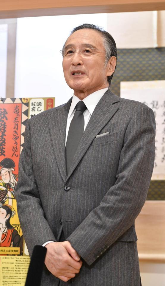 　舞台への意気込みを語る片岡仁左衛門（撮影・持木克友）