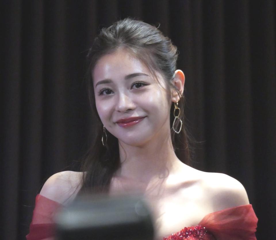 　ＡＢＥＭＡの恋愛リアリティーショー番組「ラブパワーキングダム～恋愛強者選挙～」に出演する「レイカ」こと、モデルのＲＥＩＫＡ