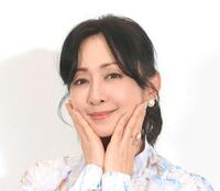 　歌手デビュー４０周年を迎えた斉藤由貴＝東京・渋谷のビクター本社（撮影・佐々木彰尚）