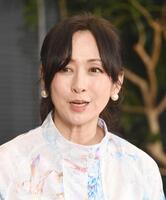 　歌手デビュー４０周年を迎えた斉藤由貴（撮影・佐々木彰尚）