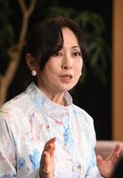 　歌手デビュー４０周年を迎えた斉藤由貴（撮影・佐々木彰尚）