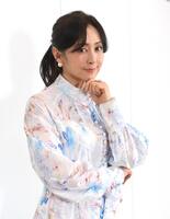 　歌手デビュー４０周年を迎えた斉藤由貴（撮影・佐々木彰尚）