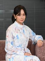 　歌手デビュー４０周年を迎えた斉藤由貴（撮影・佐々木彰尚）