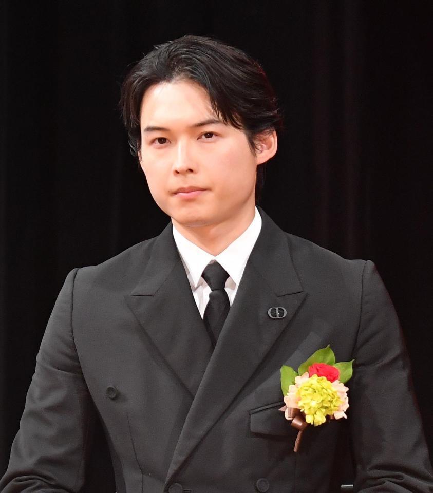 　キネマ旬報イベントに登壇した松村北斗（撮影・開出牧）