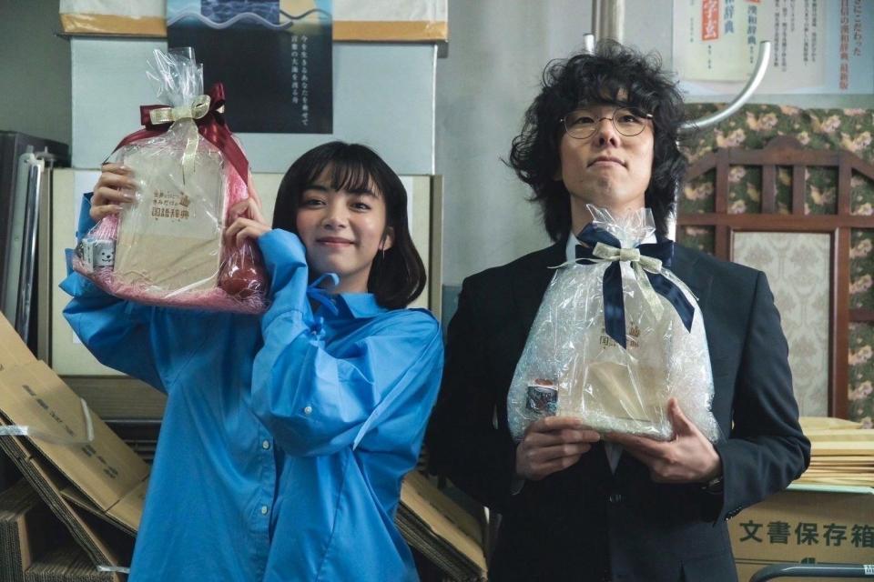 　池田エライザ（左）と野田洋次郎が出演した「舟を編む～私、辞書つくります～」が地上派で放送決定