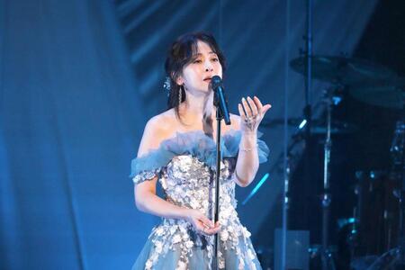 　３６年ぶりの全国ホールツアー初日を迎えた斉藤由貴