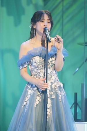 　３６年ぶりの全国ホールツアー初日を迎えた斉藤由貴