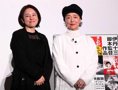 　イベントに登壇した宮本信子（右）と塚原あゆ子監督