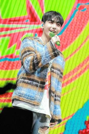 　ＢＯＹＮＥＸＴＤＯＯＲのＪＡＥＨＹＵＮ　（Ｐ）＆（Ｃ）　ＫＯＺ　Ｅｎｔｅｒｔａｉｎｍｅｎｔ．